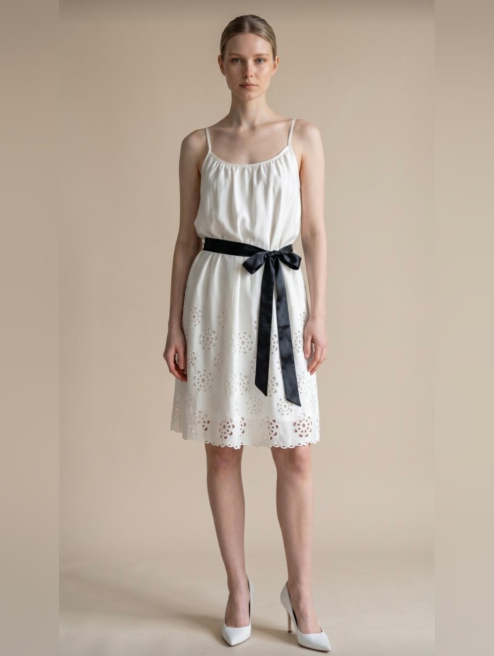 BISOU BISOU! PURE WHITE W/FLORAL CUTWORK, BLACK SASH SLEEVELESS DRESS! SZ 12